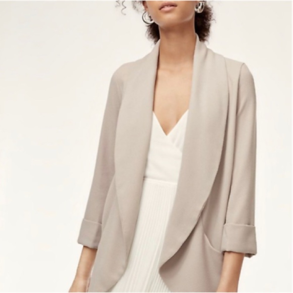 Wilfred Beige Crepe Blazer - Women Medium